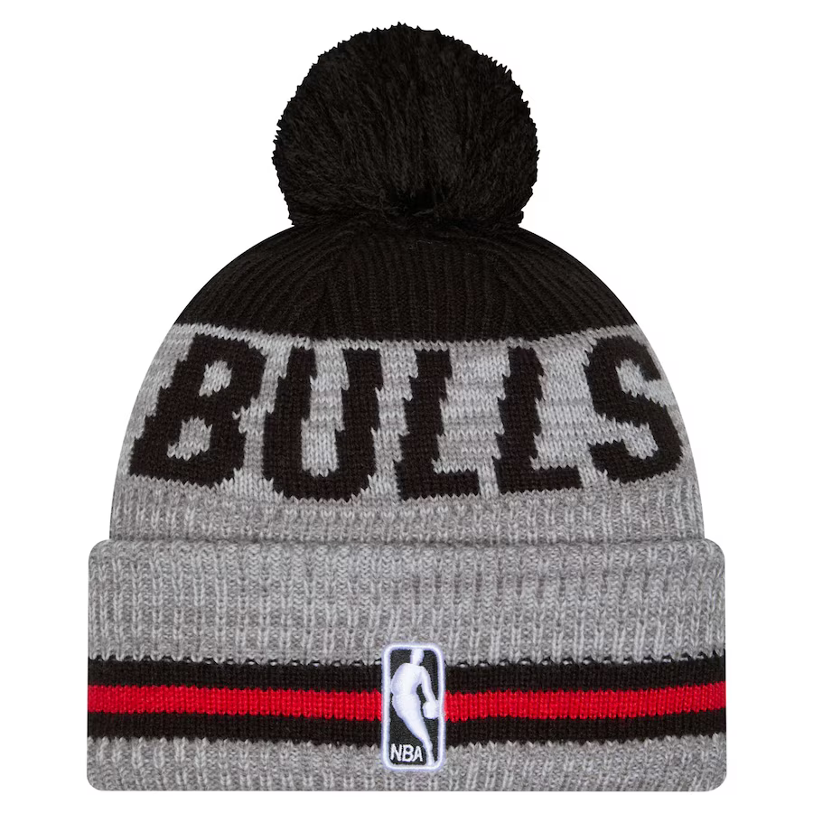 New Era Chicago Bulls Runner Pom Knit