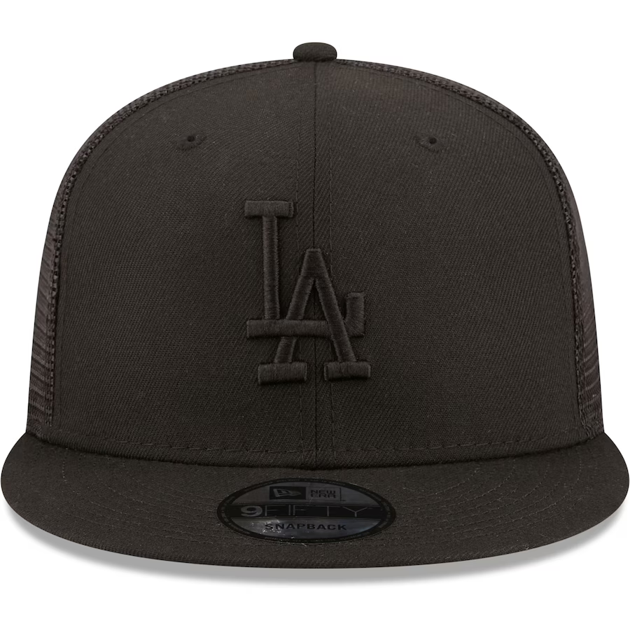 New Era Los Angeles Dodgers Blackout 9FIFTY Trucker Snapback Hat