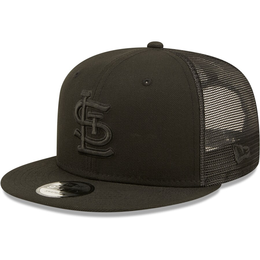 New Era St. Louis Cardinals Blackout 9Fifty Snapback Trucker Hat