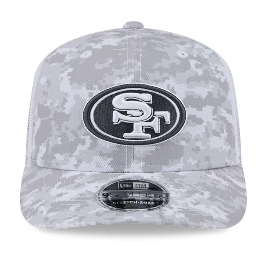 New Era San Francisco 49ers Salute to Service 9SEVENTY Snapback Hat 2024