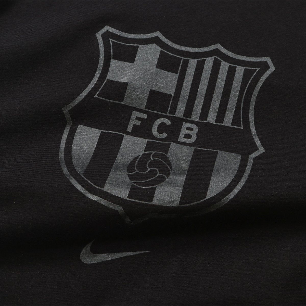 Nike Men's FC Barcelona Crest Soccer T-Shirt - Black