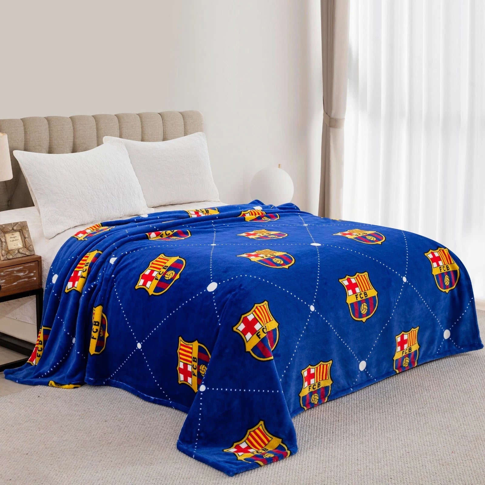 Barcelona Queen Size Fluffy Fleece Blankets