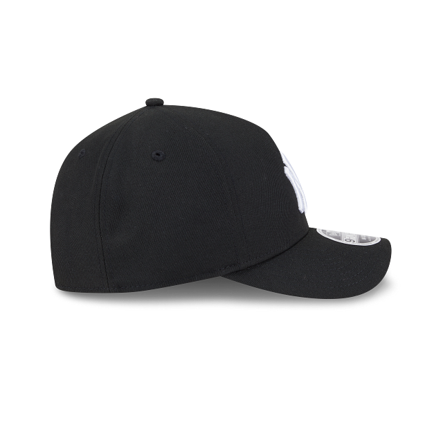 New Era New York Yankees 9FORTY Adjustable Hat- BLACK/WHITE