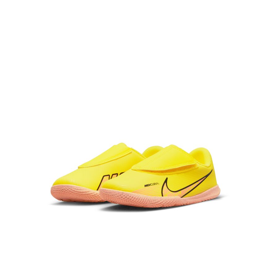 Nike Jr. Mercurial Vapor 15 Club IC-Yellow Strike/Sunset Glow
