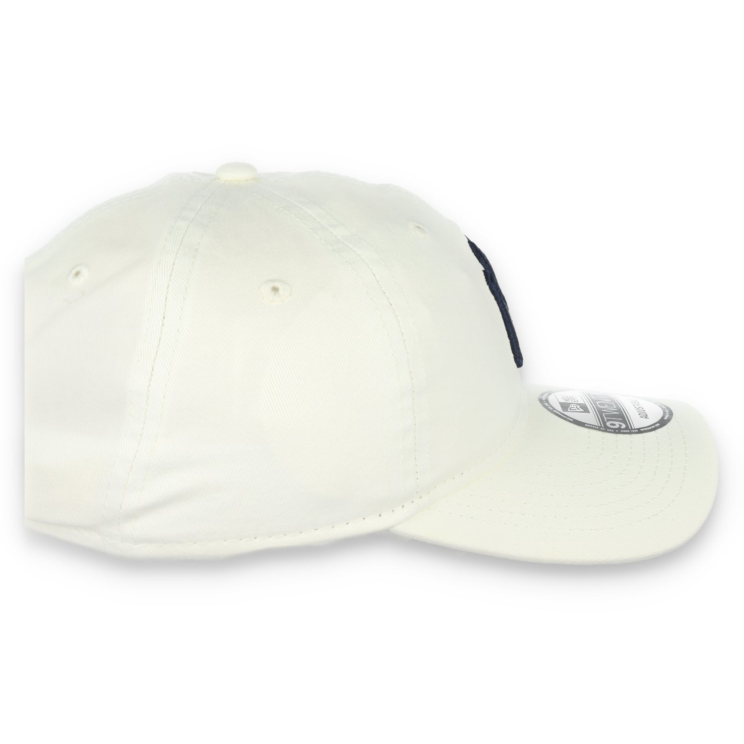 New Era New York Yankees  Core Classic 2.0 9Twenty Adjustable Hat-Ivory