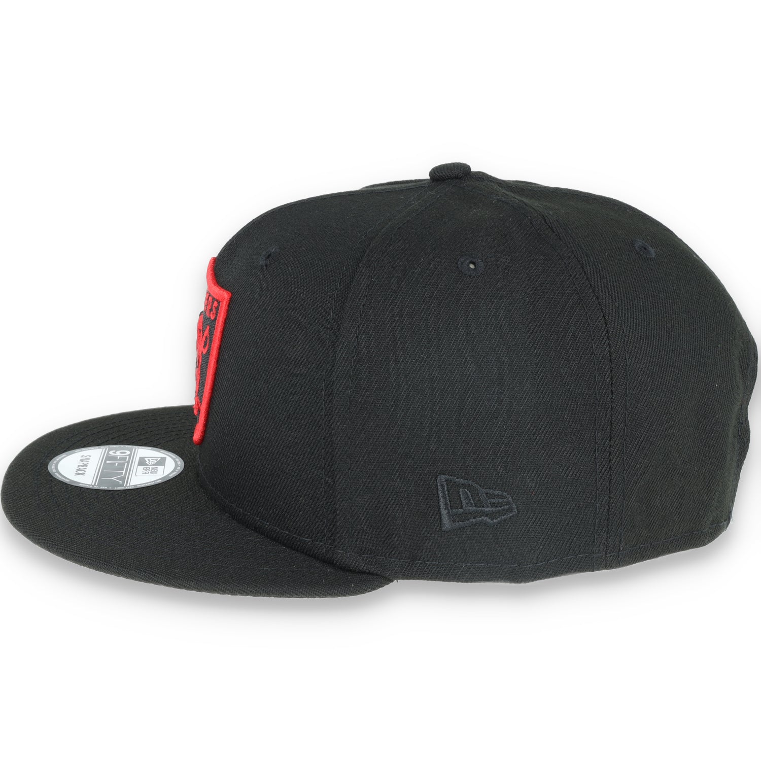 NEW ERA LAS VEGAS RAIDERS SHIELD 9FIFTY SNAPBACK ADJUSTABLE HAT-BLK/RED