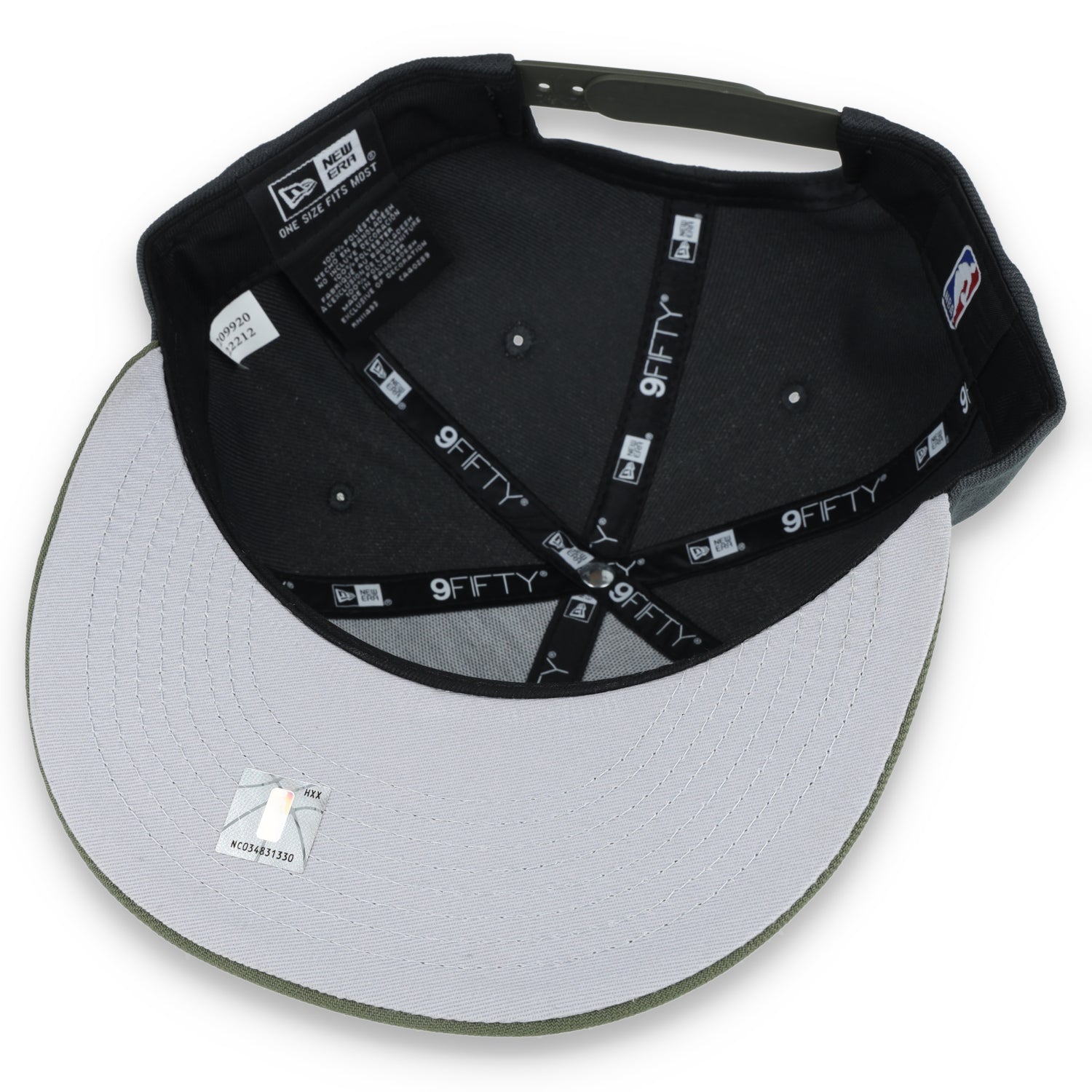 Chicago Bulls Color Pack 2-Tone 9FIFTY Snapback-Hat Grey/Olive
