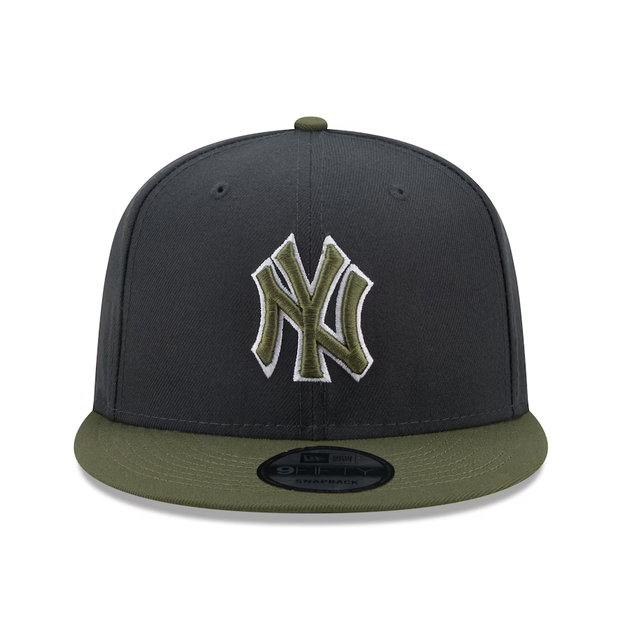 New York Yankees 2-Tone Color Pack 9FIFTY Snapback Hat- Grey/Olive