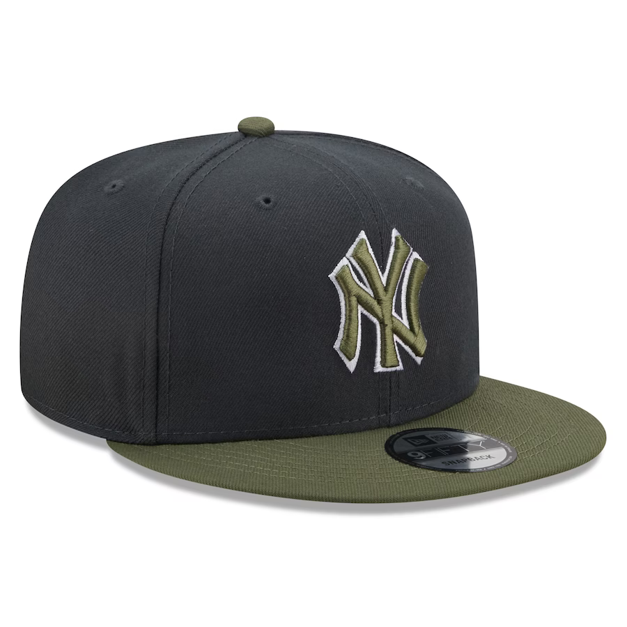 New York Yankees 2-Tone Color Pack 9FIFTY Snapback Hat- Grey/Olive